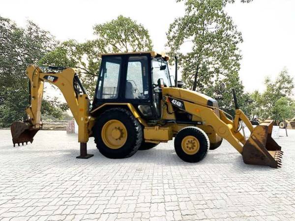 Екскаватор Caterpillar 424B (2018)