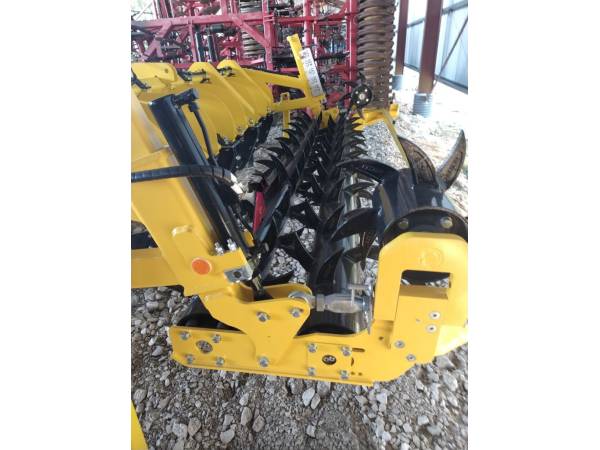Глибокорозпушувач Bednar Terraland TN 4000 D9R (2023)