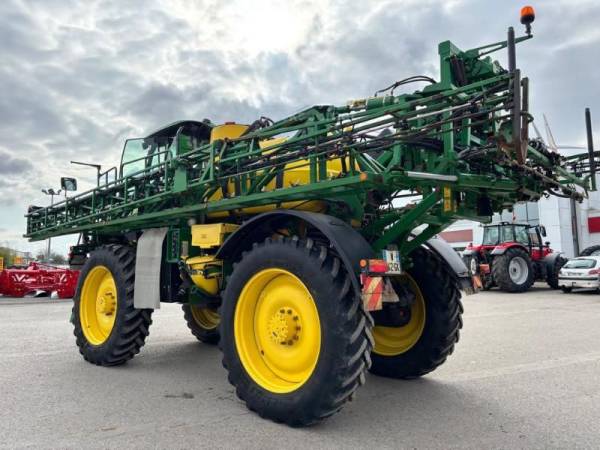 Самохідний обприскувач John Deere R4040 (2017)