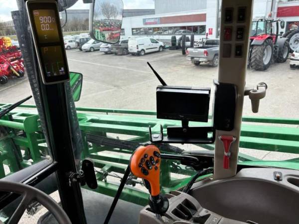 Самохідний обприскувач John Deere R4040 (2017)
