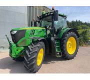 Трактор John Deere 6215R