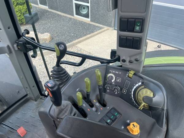 Трактор Claas Arion 630C (2013)