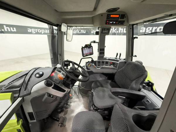 Трактор Claas Axion 830 (2007)