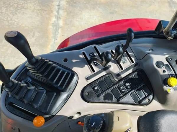 Трактор Case IH Maxxum 140 (2012)
