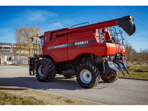 Комбайн Case IH 6088 (2011)