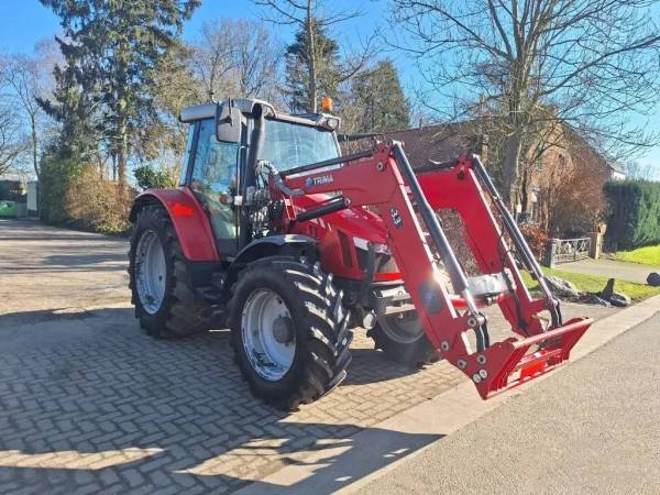 Трактор Massey Ferguson 5609 (2015)