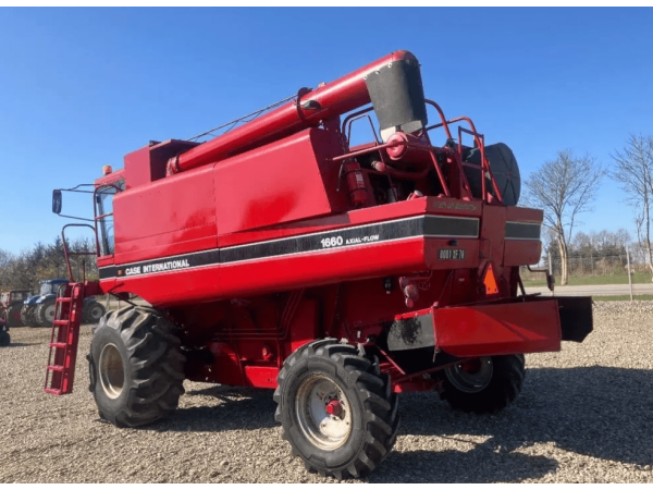 Комбайн Case IH 1660 (1992)