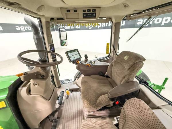  Трактор John Deere 7250R (2019)