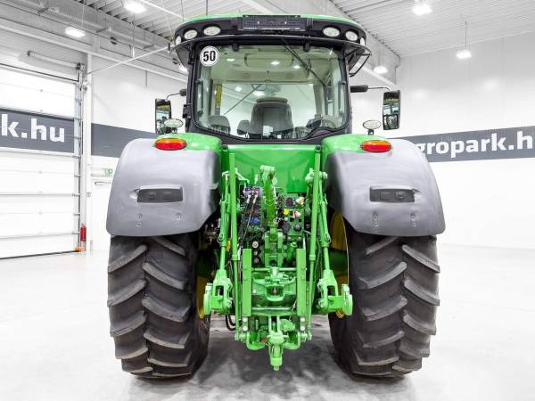  Трактор John Deere 7250R (2019)