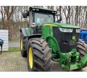 Трактор John Deere 7230R