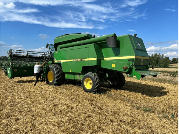 Комбайн John Deere 2266 (1998)