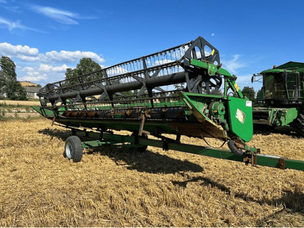 Комбайн John Deere 2266 (1998)