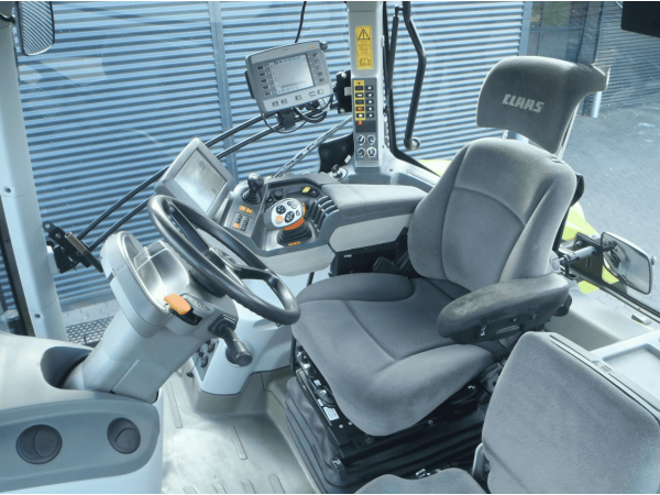 Трактор Claas Axion 920 (2013)