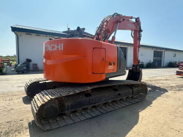 Гусеничний екскаватор Hitachi Zaxis 225 LC (2007)