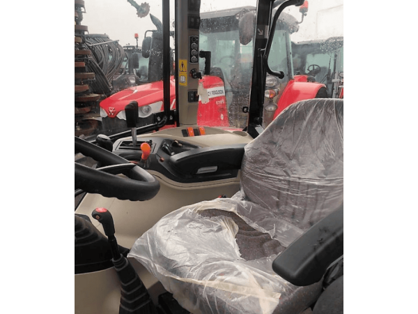 Трактор Massey Ferguson 4710M (2023)