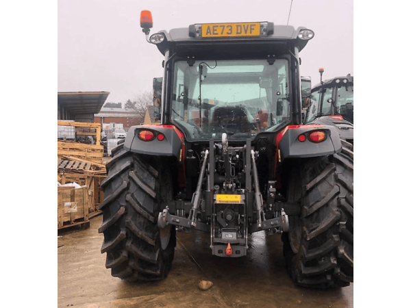 Трактор Massey Ferguson 4710M (2023)