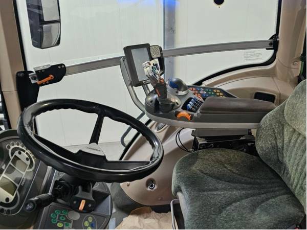 Трактор Fendt 927  VARIO (2013)