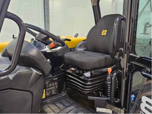 Навантажувач JCB 536-60 (2018)
