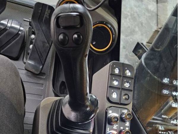 Екскаватор JCB 220X SLC (2019)