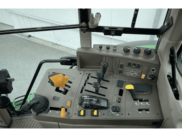 Трактор John Deere 6170M (2015)