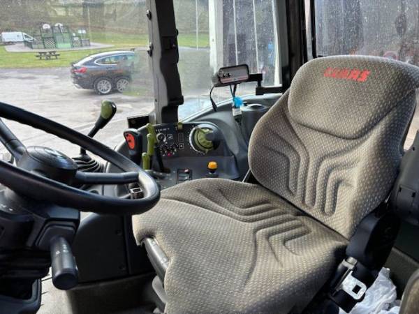 Трактор Claas Arion 430 (2011)