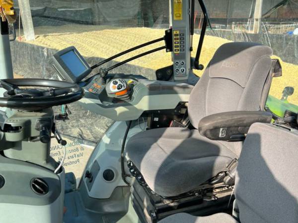 Трактор Claas Axion 930 (2013)