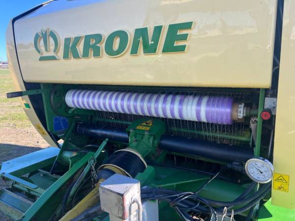 Прес-підбирач Krone Comprima V 180 (2008)