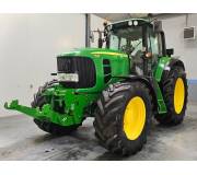 Трактор John Deere 7530