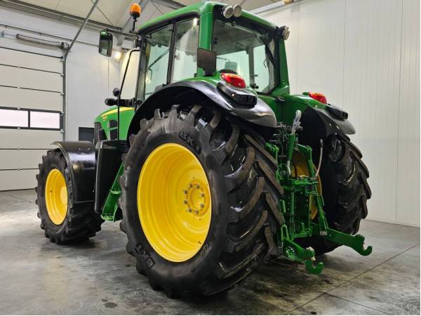 Трактор John Deere 7530 (2011)