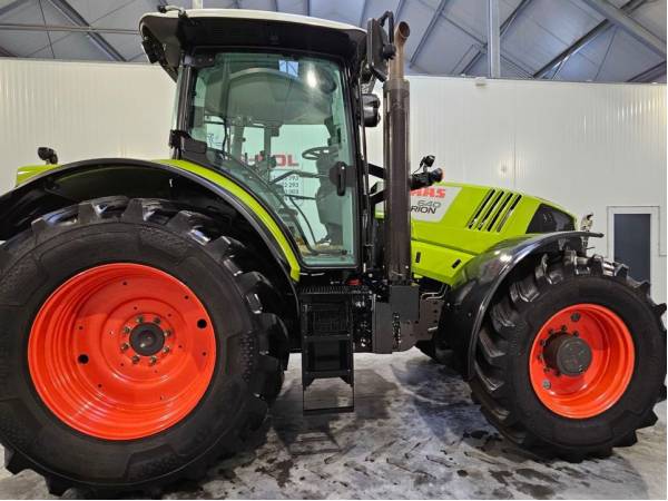 Трактор Claas Arion 640 (2015)