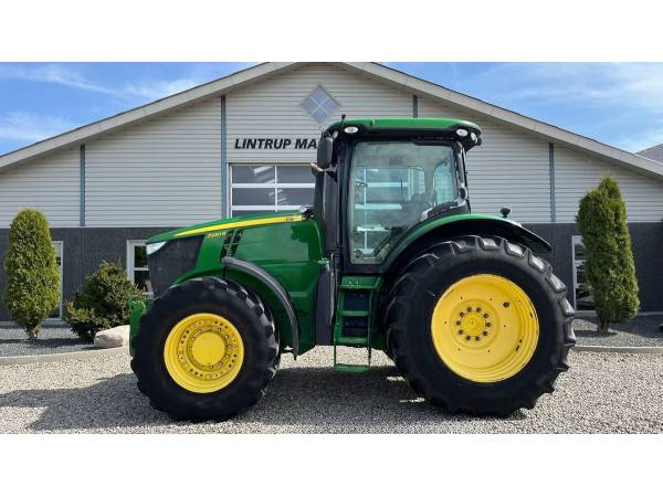  Трактор John Deere 7230R (2012)