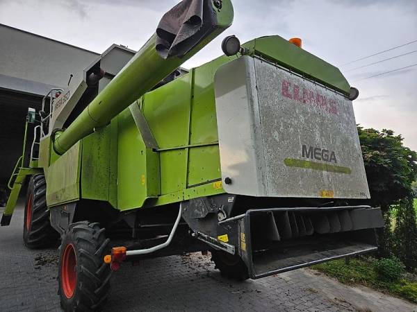 Комбайн Claas Mega 360 (2005)