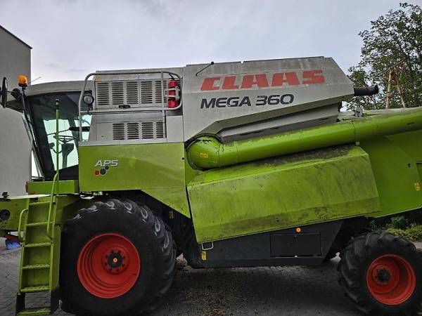 Комбайн Claas Mega 360 (2005)