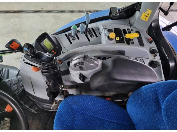 Трактор New Holland T6.140 (2013)