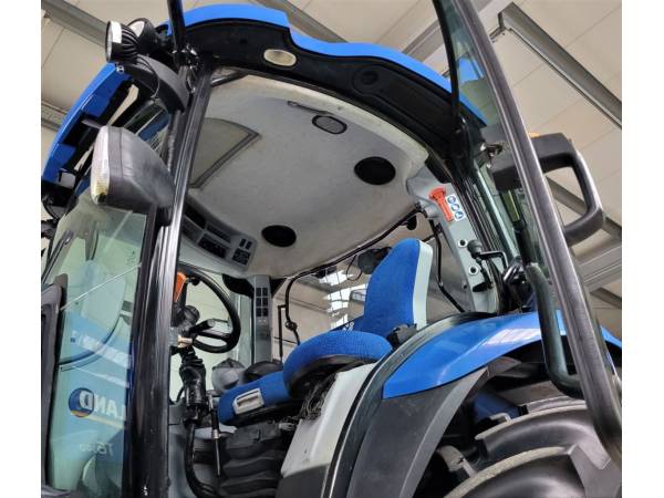 Трактор New Holland T6.140 (2013)