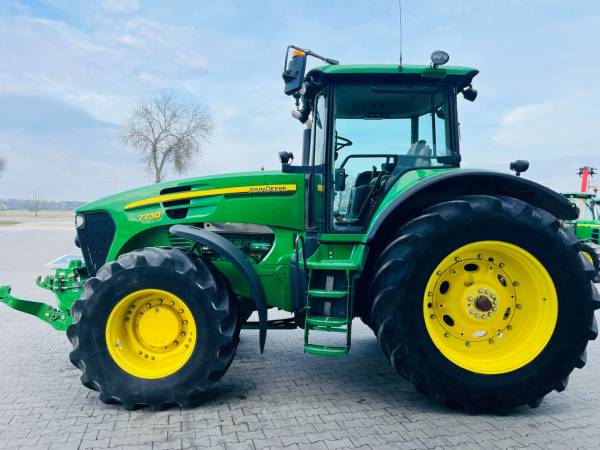 Трактор John Deere 7730 (2008)