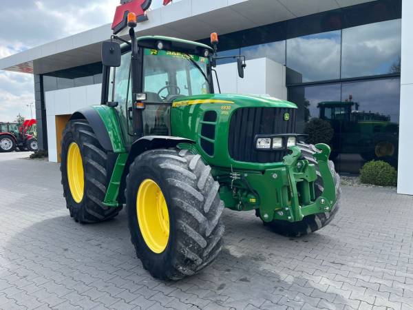 Трактор John Deere 6930 (2012)