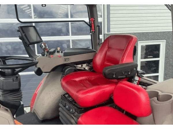 Трактор Case IH Magnum 260 (2016)