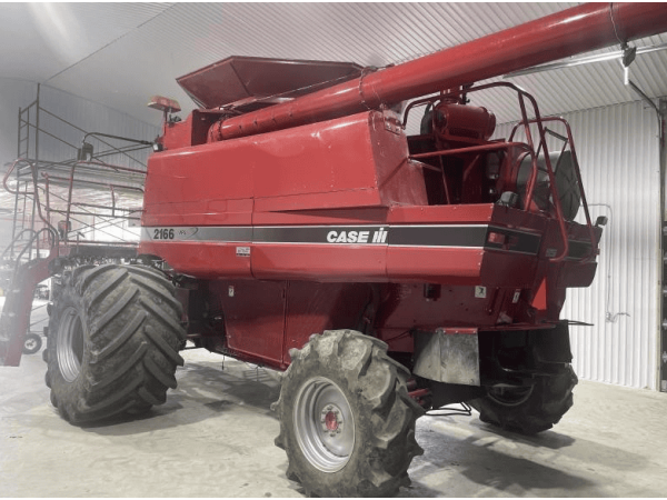 Комбайн Case IH 2166 (1995)
