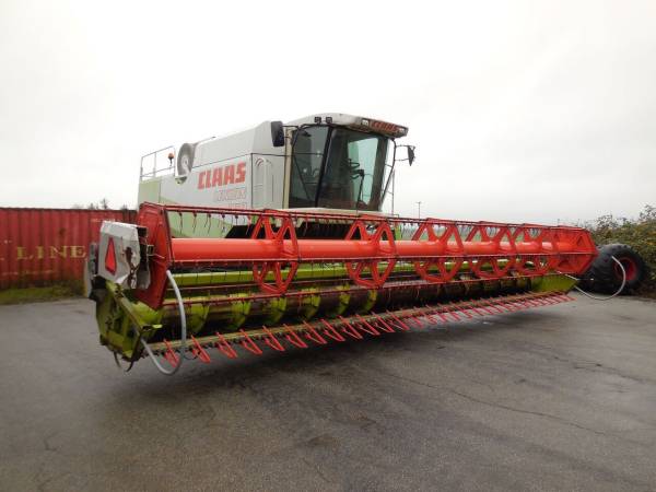 Комбайн Claas Lexion 480 (2000)