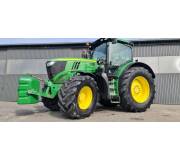 Трактор John Deere 6210R