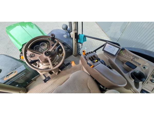 Трактор John Deere 6210R (2013)