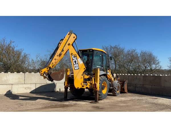 Екскаватор-навантажувач JCB 3CX (2013)