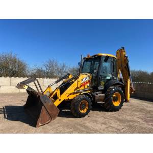 Екскаватор-навантажувач JCB 3CX (2013)