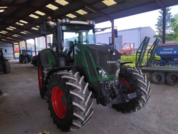 Трактор Fendt 824 (2015)