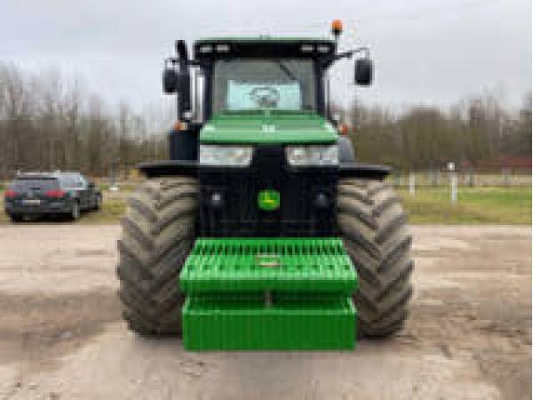 Трактор John Deere 8370R (2015)