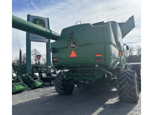 Комбайн John Deere S690 (2012)