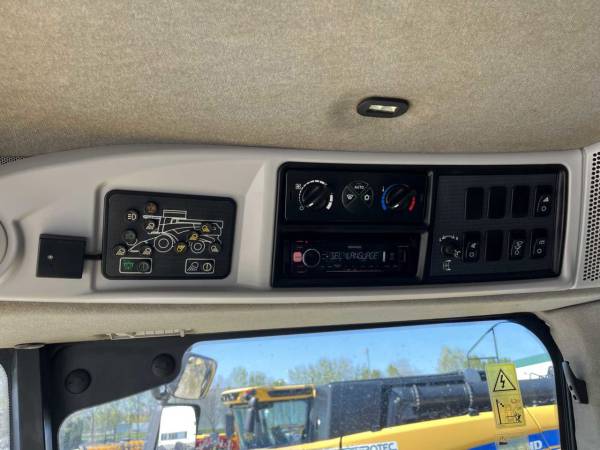 Комбайн New Holland CX 8.80 (2016)