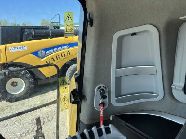 Комбайн New Holland CX 8.80 (2016)