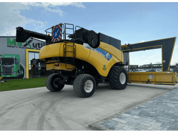 Комбайн New Holland CR 9060 (2008)